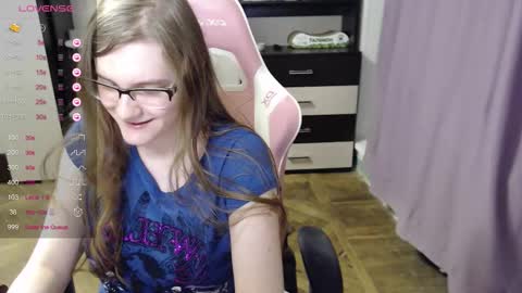 tomato_tease online show from 11/13/25, 04:17