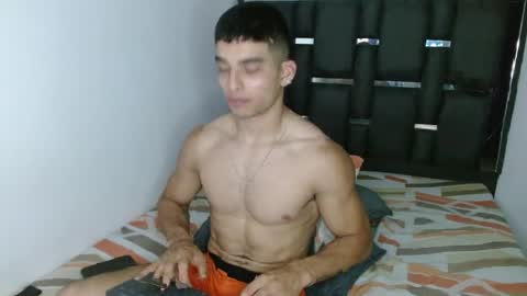 tomaz_18 online show from 04/06/26, 08:10