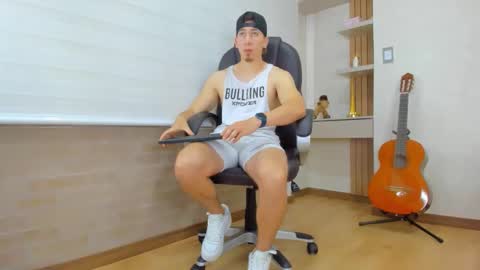 Tom Bardem online show from 12/14/25, 07:18