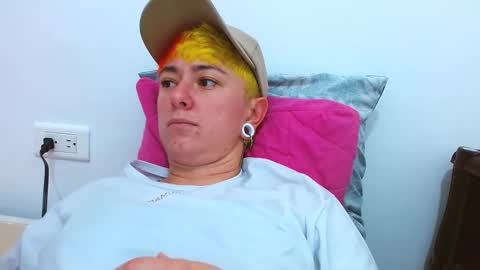 Blue online show from 12/18/25, 08:37