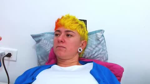 Blue online show from 12/20/25, 04:36