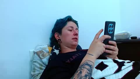 Snapshot of tomboyblue chatting on 03/16/26, 06:45 Blue online show from 03/16/26, 06:45