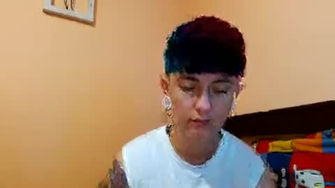 Snapshot of tomboyblue chatting on 06/20/26, 06:33 Blue online show from 06/20/26, 06:33