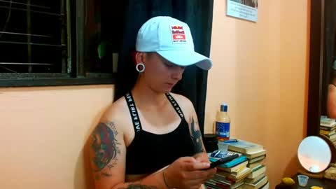 Snapshot of tomboyblue chatting on 07/11/26, 04:37 Blue online show from 07/11/26, 04:37