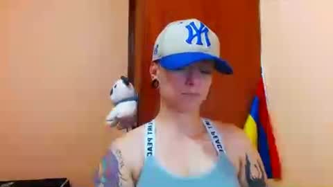 Snapshot of tomboyblue chatting on 07/18/26, 06:56 Blue online show from 07/18/26, 06:56