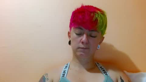 Snapshot of tomboyblue chatting on 07/28/26, 01:54 Blue online show from 07/28/26, 01:54