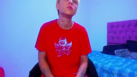 Snapshot of tomboygirl69 chatting on 04/26/26, 08:17 tomboygirl69 online show from 04/26/26, 08:17