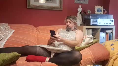 Snapshot of tomcatos1 chatting on 01/27/25, 09:44 Deborah la mas puta online show from 01/27/25, 09:44