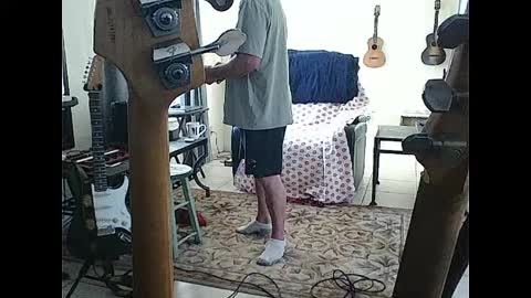 Snapshot of tomcatsawyer chatting on 04/04/26, 11:51 sirmuggsalot online show from 04/04/26, 11:51