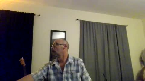 Snapshot of tomcatsawyer chatting on 04/22/26, 04:26 sirmuggsalot online show from 04/22/26, 04:26