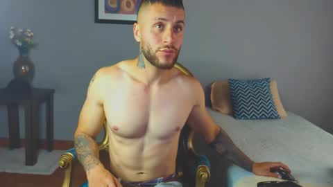 Snapshot of tomdavisxl chatting on 02/27/26, 09:04 tomDavisXl online show from 02/27/26, 09:04