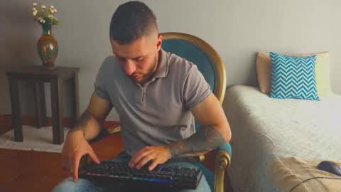 Snapshot of tomdavisxl chatting on 02/28/26, 03:24 tomDavisXl online show from 02/28/26, 03:24