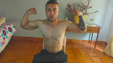 Snapshot of tomdavisxl chatting on 03/31/26, 03:45 tomDavisXl online show from 03/31/26, 03:45