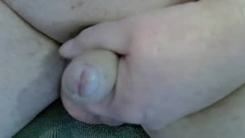 Snapshot of tomhotfun chatting on 09/15/25, 12:38 TOMHOTFUN online show from 09/15/25, 12:38