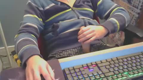 tomin3m online show from 12/04/24, 06:06