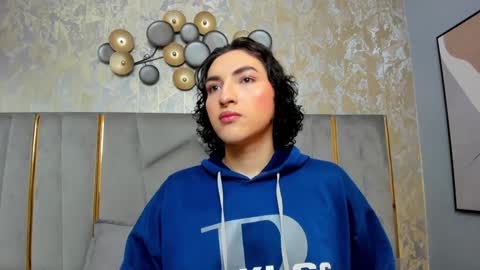   online show from 02/04/25, 11:49