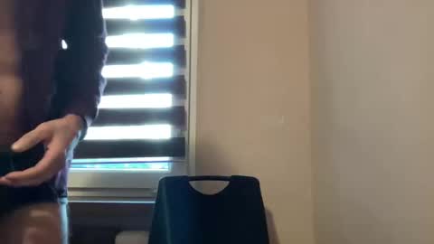 Snapshot of tommi77799 chatting on 02/26/26, 07:40 tommi77799 online show from 02/26/26, 07:40