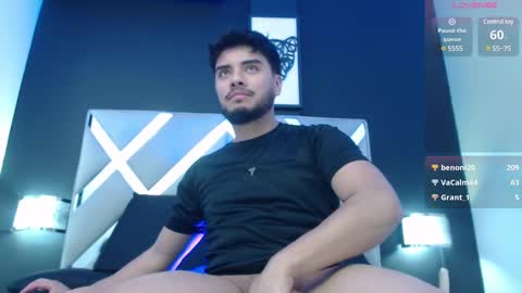 Snapshot of tommidubois1 chatting on 12/26/24, 10:09 tommidubois1 online show from 12/26/24, 10:09