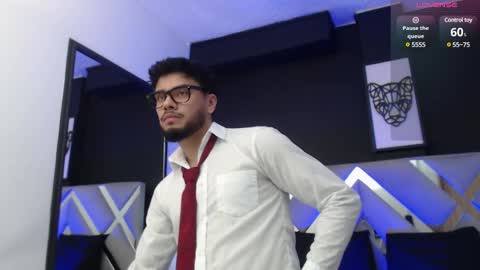 Snapshot of tommidubois1 chatting on 12/30/24, 03:03 tommidubois1 online show from 12/30/24, 03:03