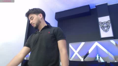 Snapshot of tommidubois1 chatting on 01/02/25, 03:05 tommidubois1 online show from 01/02/25, 03:05