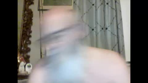 Tommie online show from 10/08/25, 10:35