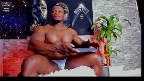 Snapshot of tommike388 chatting on 12/18/24, 11:40 Tom Mike online show from 12/18/24, 11:40