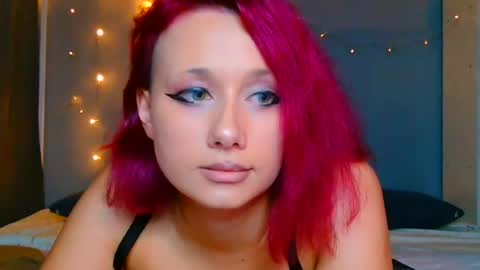 Snapshot of tommioo7 chatting on 12/25/24, 02:57 Galadriel online show from 12/25/24, 02:57