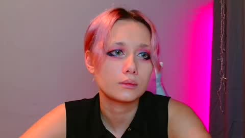 Snapshot of tommioo7 chatting on 02/17/25, 10:58 Galadriel online show from 02/17/25, 10:58