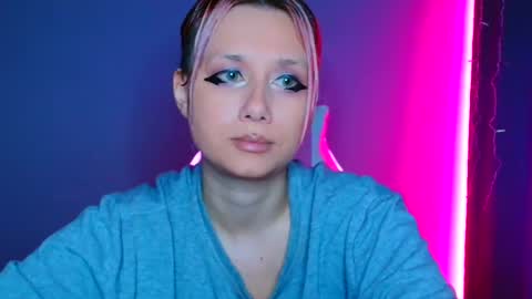 Snapshot of tommioo7 chatting on 02/21/25, 10:48 Galadriel online show from 02/21/25, 10:48