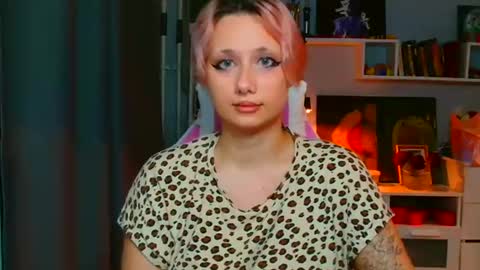 Snapshot of tommioo7 chatting on 03/12/25, 05:28 Galadriel online show from 03/12/25, 05:28