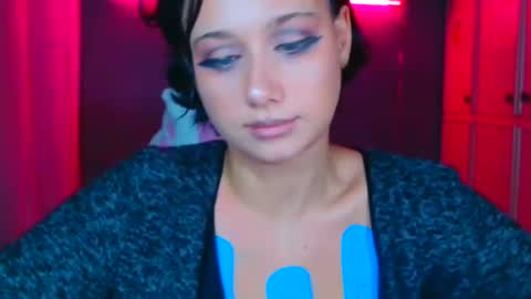 Snapshot of tommioo7 chatting on 10/25/25, 01:24 Galadriel online show from 10/25/25, 01:24