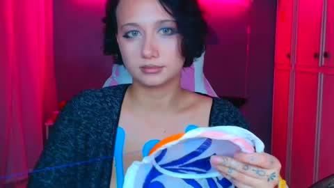 Snapshot of tommioo7 chatting on 10/25/25, 08:14 Galadriel online show from 10/25/25, 08:14