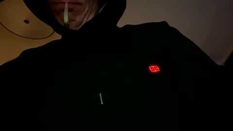 Snapshot of tommit84 chatting on 10/06/25, 12:30 tommit84 online show from 10/06/25, 12:30