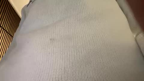 Snapshot of tommit84 chatting on 10/24/25, 03:03 tommit84 online show from 10/24/25, 03:03