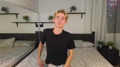 Tommy online show from 09/18/25, 05:26