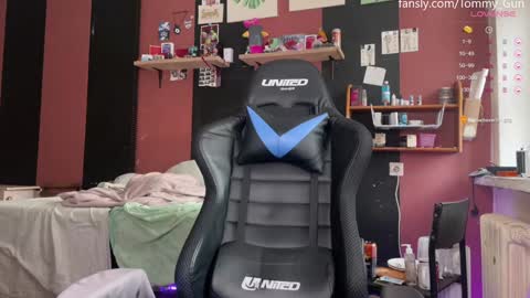 Tommy and Katana online show from 12/13/24, 11:02