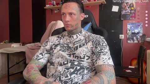 Tommy and Katana online show from 12/18/24, 08:53