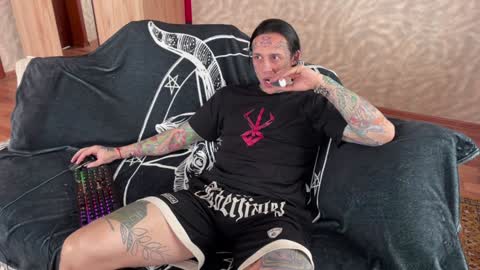 Tommy and Katana online show from 01/29/25, 09:23