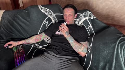 Tommy and Katana online show from 02/04/25, 04:39