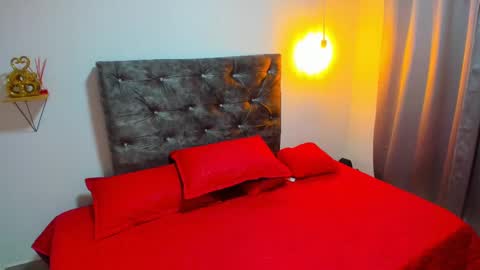 Snapshot of tommy_belline chatting on 10/13/25, 03:06 TOMMY BELLINE online show from 10/13/25, 03:06