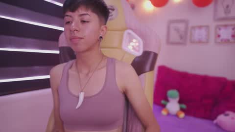 Blue  online show from 02/19/25, 04:00