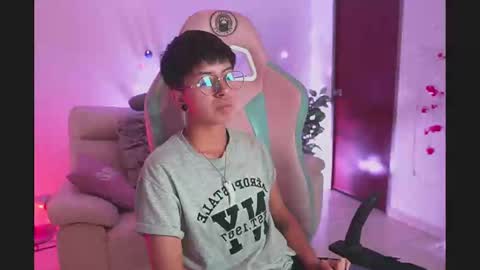 Blue  online show from 10/01/25, 01:44