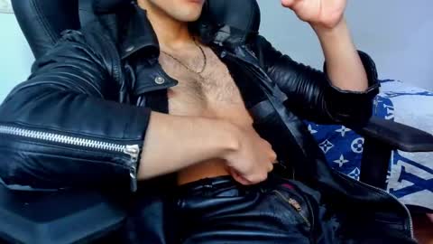 Twitter BreddTommy IG tommy bredd online show from 02/10/25, 09:04