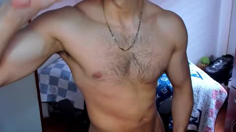 Twitter BreddTommy IG tommy bredd online show from 10/23/25, 05:12