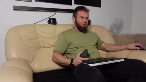  tommy burnzzz  online show from 12/05/24, 04:09