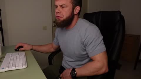  tommy burnzzz  online show from 01/07/25, 03:35