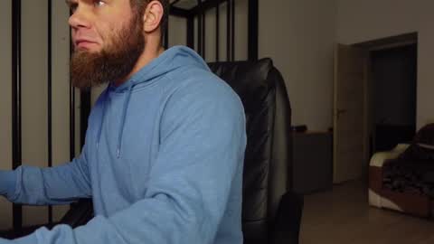  tommy burnzzz  online show from 02/16/25, 05:37