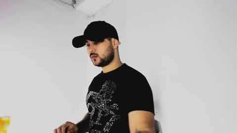 Snapshot of tommy_sccott chatting on 11/09/25, 09:57 tommy_sccott online show from 11/09/25, 09:57