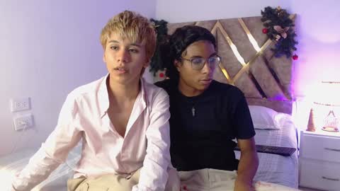 Snapshot of tommyfoxboy chatting on 12/21/24, 08:43 Tommy Foxboy online show from 12/21/24, 08:43