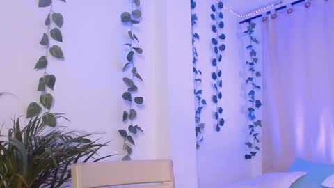 Snapshot of tommyfoxboy chatting on 01/08/25, 07:13 Tommy Foxboy online show from 01/08/25, 07:13